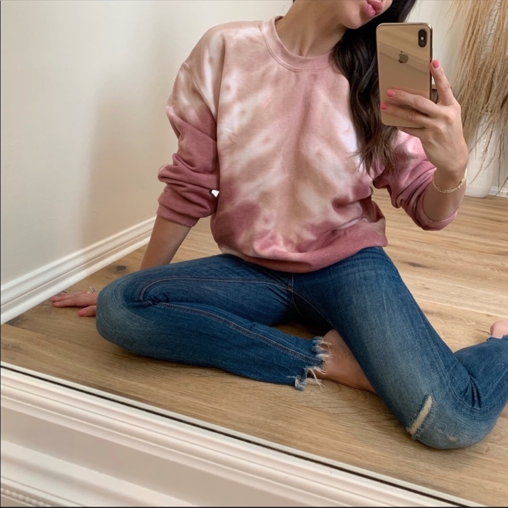 🆕🔄 Reposh OoO LaLa Tie Dye Sweatshirt